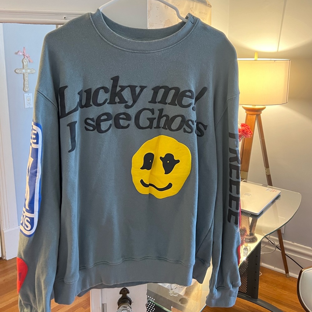DONCARE Crewneck